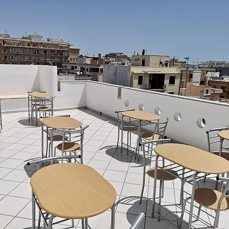 Scirocco E Tramontana Bed & Breakfast 3*